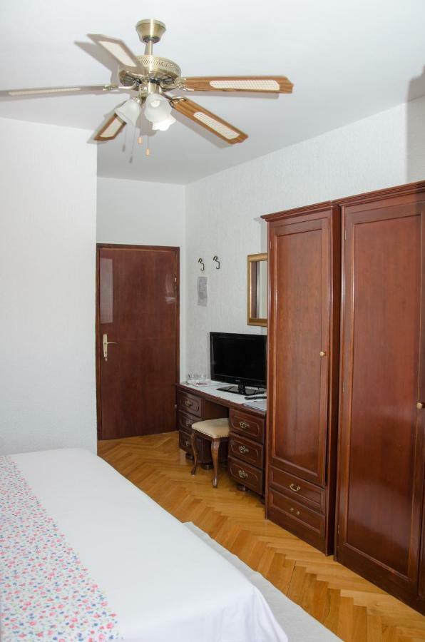 Guesthouse Ruža Senj  Extérieur photo
